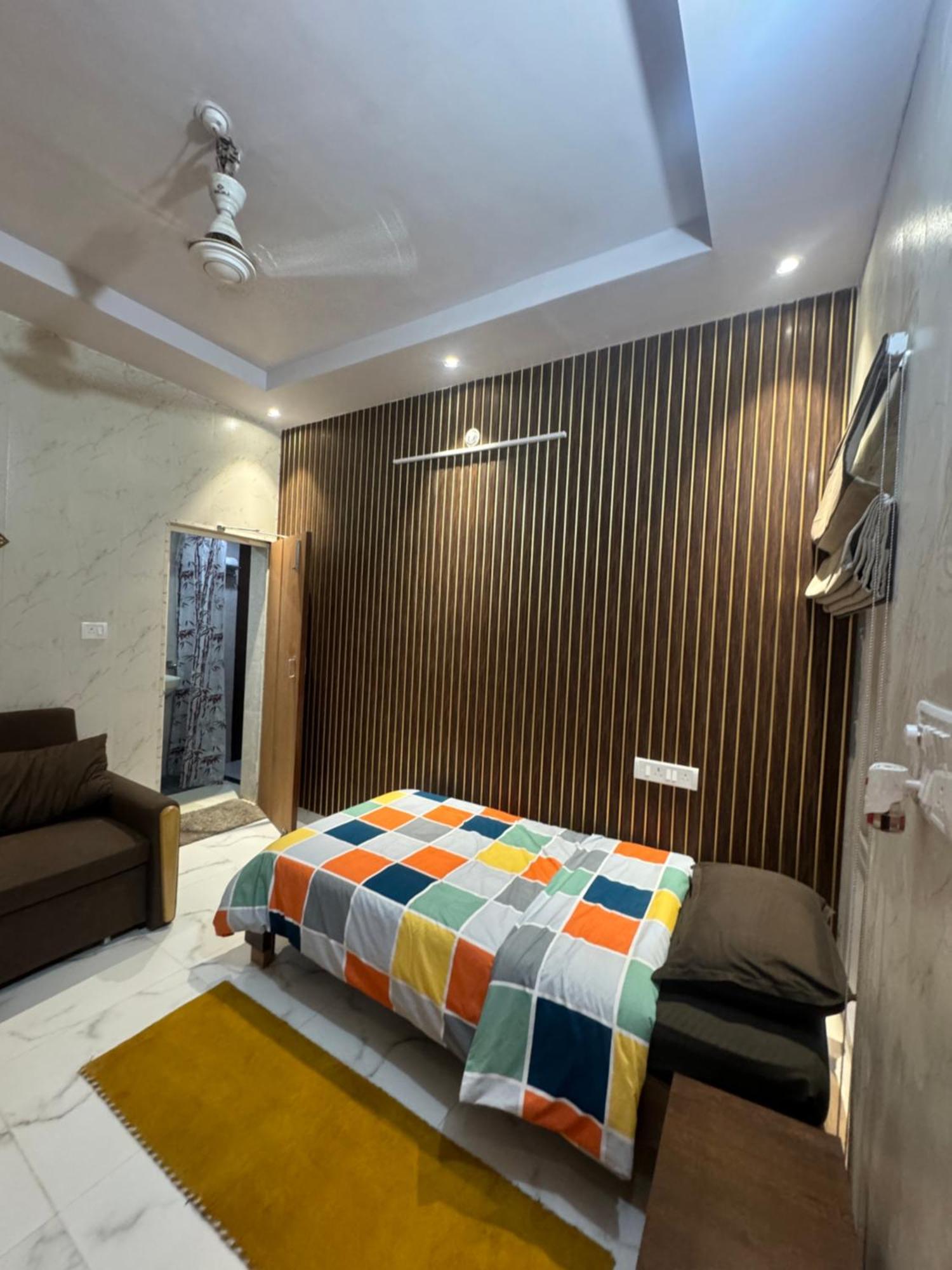 Green Home Stay Лакхнау Экстерьер фото